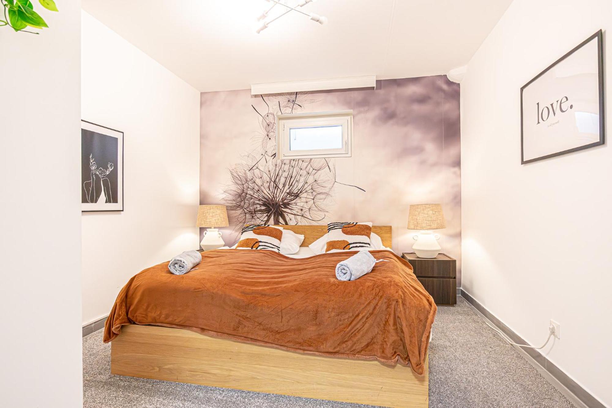 Luxury 6br-4ba With Private Pool & Sauna - Pets Allowed Vila