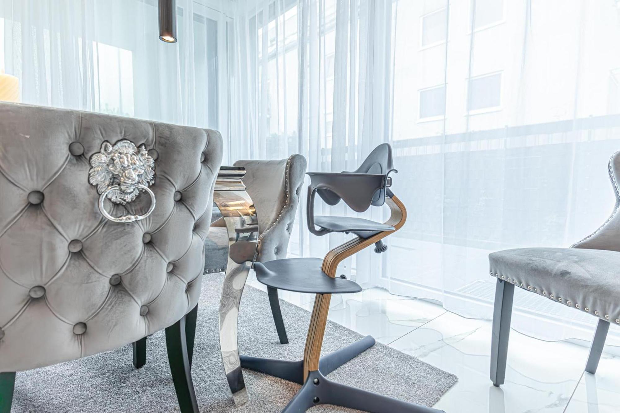 Luxury 6br-4ba With Private Pool & Sauna - Pets Allowed Vila *
