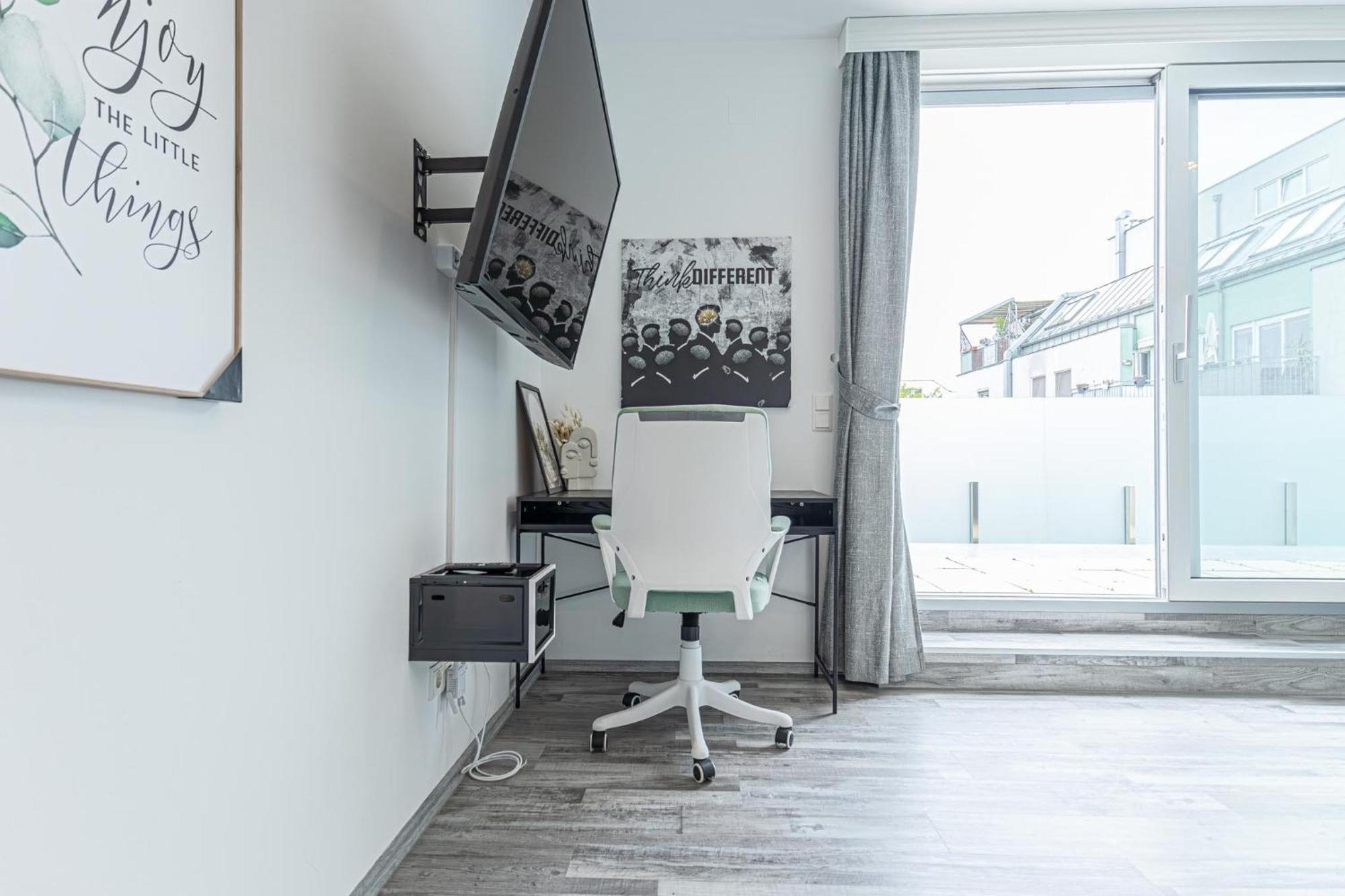 Luxury 6br-4ba With Private Pool & Sauna - Pets Allowed Vila