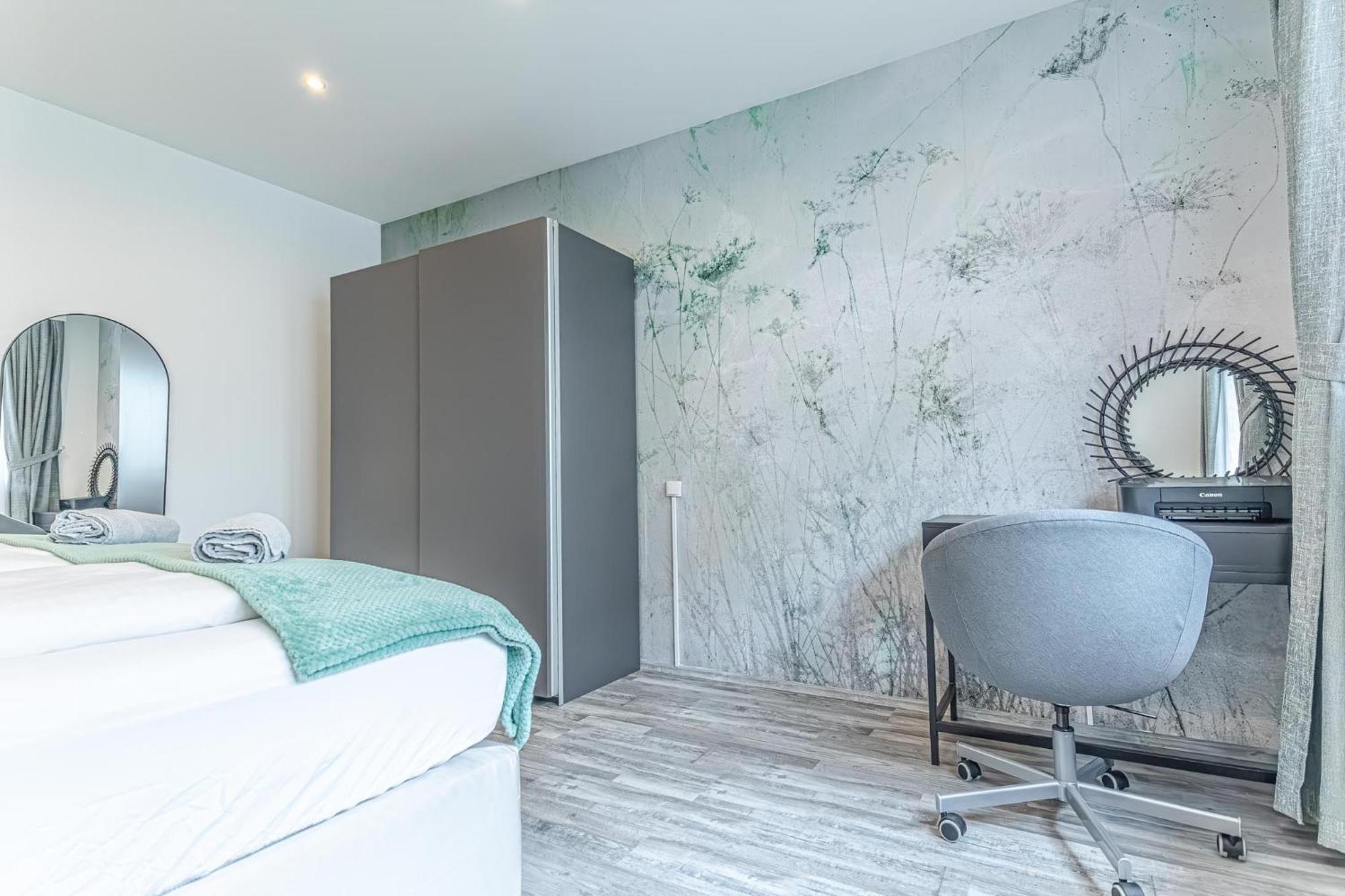 Vila Luxury 6br-4ba With Private Pool & Sauna - Pets Allowed
