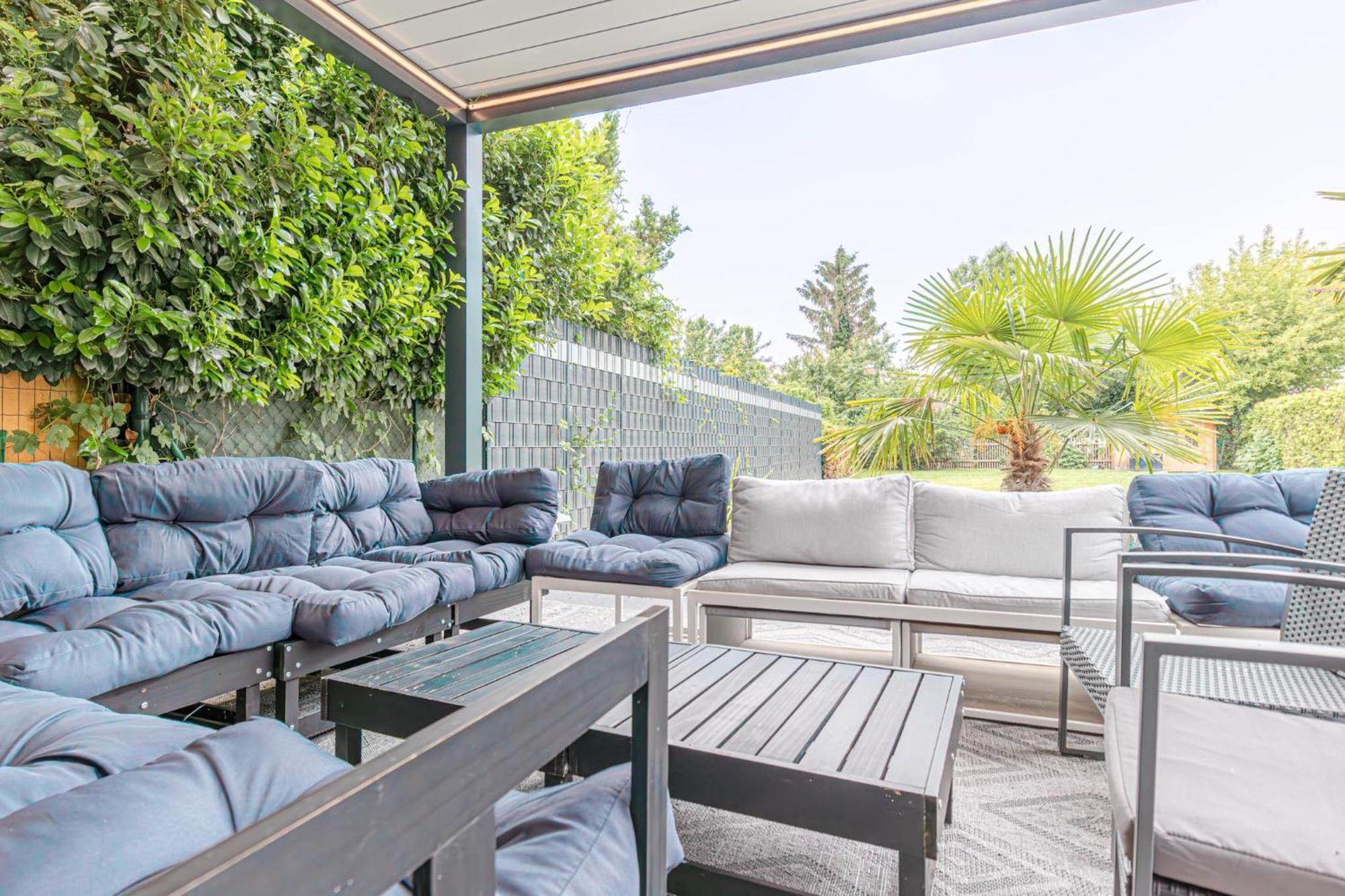 Villa Luxury 6br-4ba With Private Pool & Sauna - Pets Allowed Vienne